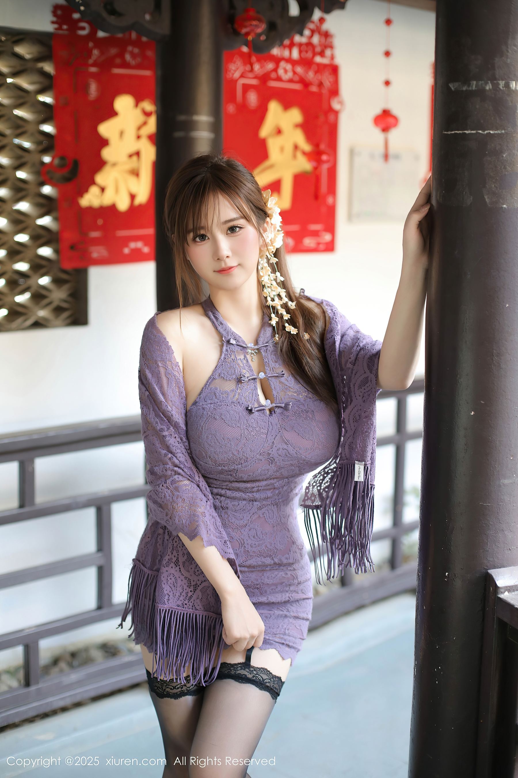 秀人网 No.9997 小肉肉咪 黑丝美臀
