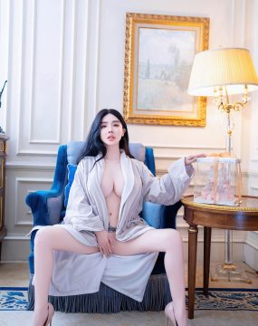 星颜社 VOL.301 潘思沁 丰腴美臀
