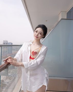 秀人网 No.10411 小逗逗 原色丝袜
