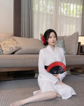 秀人网 No.10514 鱼子酱Fish 白色丝袜