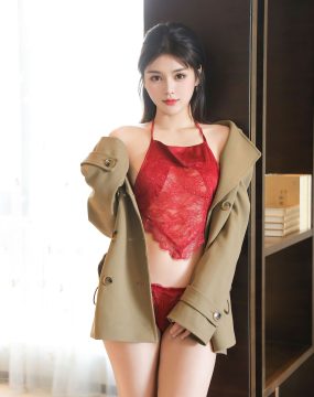 秀人网 No.10148 小甜甜甜 红色丝袜