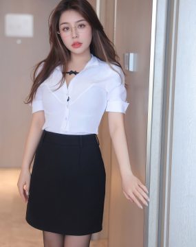 秀人网 No.10204 云璎珞 白色OL