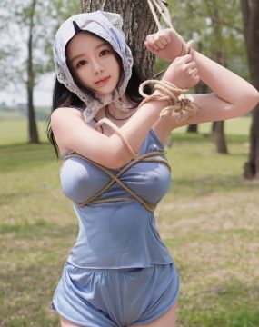秀人网 No.8777 小薯条nienie 户外捆绑